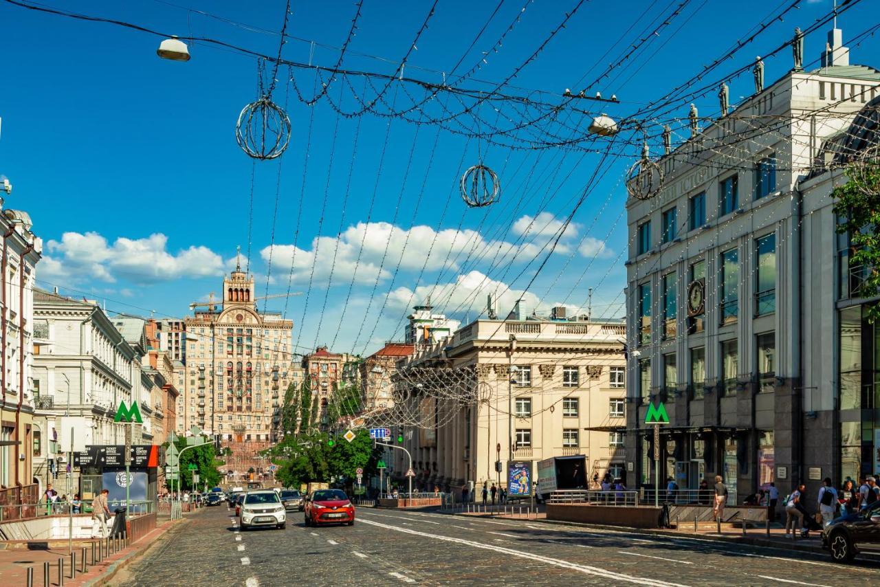 Theatre Boutique Apartments Kyiv Exterior photo